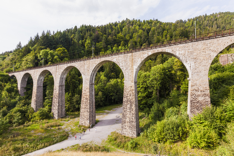 Deutschland, Baden-Württemberg, Schwarzwald, Ravenna-Brücke, Hollentalbahn-Viadukt, lizenzfreies Stockfoto