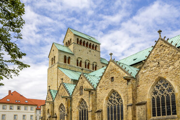 Deutschland, Hildesheim, Blick auf den Dom - PUF01084