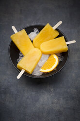 Homemade orange popsicles - LVF06605