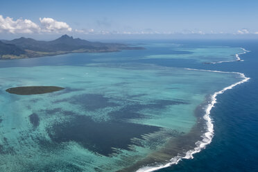Mauritius, Indischer Ozean, Luftaufnahme der Ostküste, Insel Ile Aux Aigrettes - FOF09685