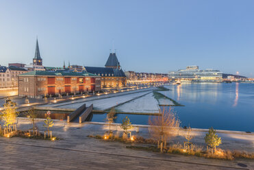 Dänemark, Aarhus, Blick auf Hafen, Zollhaus und Navitas - KEBF00706