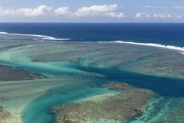Mauritius, Südwestküste, Luftaufnahme des Indischen Ozeans - FOF09726
