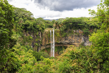 Mauritius, Chamarel, Chamarel Wasserfall - FOF09729