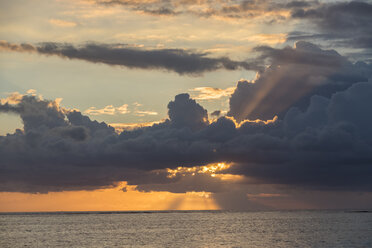 Mauritius, Le Morne, Sunset over the Indian Ocean - FOF09771