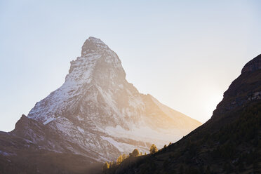 Schweiz, Wallis, Zermatt, Matterhorn am Morgen - WDF04328