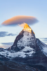Schweiz, Wallis, Zermatt, Matterhorn am Morgen - WDF04334