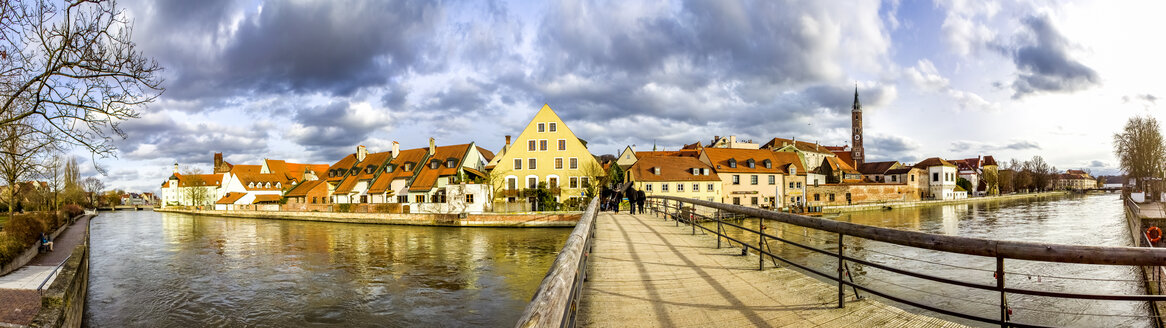 Deutschland, Bayern, Landshut, Altstadt - PUF01153