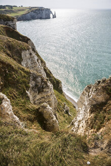 Frankreich, Normandie, Cote d'Albatre, Felsenküste von Etretat - JATF01010