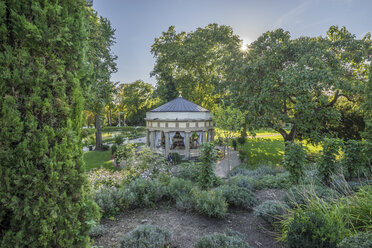 Germany, Baden-Wuerttemberg, Ludwigsburg, Ludwigsburg Palace historic playground, carousel - PVCF01276