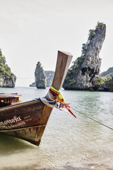 Thailand, Phang Nga Bay, moored long-tail boat - RORF01077