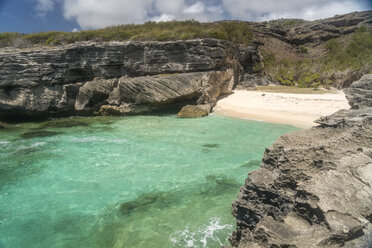 Mauritius, Insel Rodrigues, Strand und Bucht Trou d'Argent - PCF00359