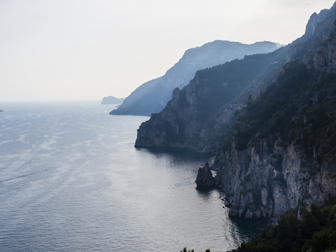Italy, Campania, Gulf of Salerno, Sorrent, Amalfi Coast, Positano, cliff coast, Tordigliano Belvedere stock photo