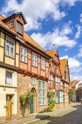 Germany, Lower Saxony, Lueneburg, Old town, alley - PUF01191