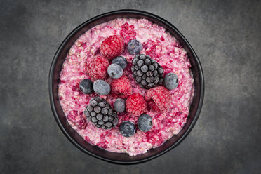 Overnight Oats mit frozen berries - LVF06638