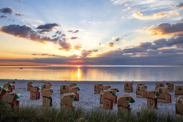 Deutschland, Schleswig-Holstein, Scharbeutz, Küstenort, Strand - PUF01209