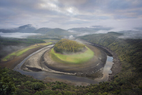 Spain, Extremadura, Las Hurdes, Meander Rio Alagon - DHCF00177