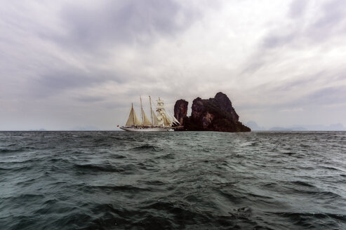 Thailand, Andamanisches Meer, Segelschiff - THAF02142