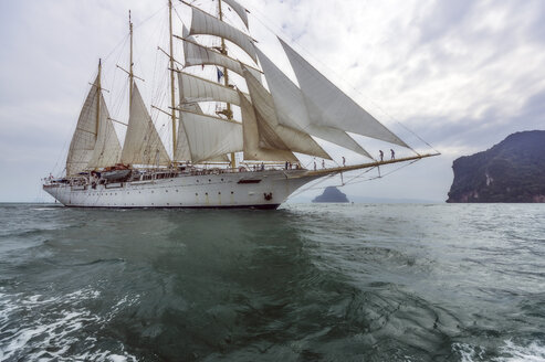 Thailand, Andamanisches Meer, Segelschiff - THAF02145