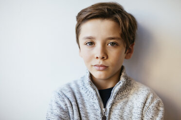 Portrait of confident brunette boy - EBSF02107