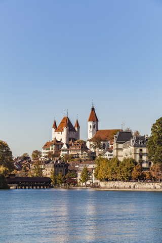 Switzerland, Canton of Bern, Thun, river Aare, old town with Aarequai, parish church and castle stock photo