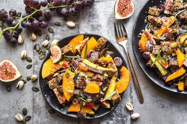 Pumpkin panzanella, bread salad of pumpkins, onions, tomatoes, grapes and figs - SARF03564