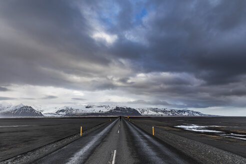 Island, Vik, Ringstraße nach Regen - WPEF00099