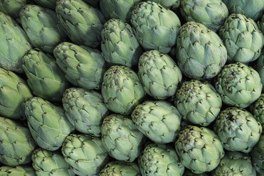 Full frame shot of fresh artichokes - FSIF00006