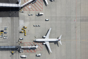 Aerial view of airplane - FSIF02074