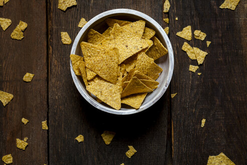 Nacho-Chips in einer Schüssel - SBDF03467