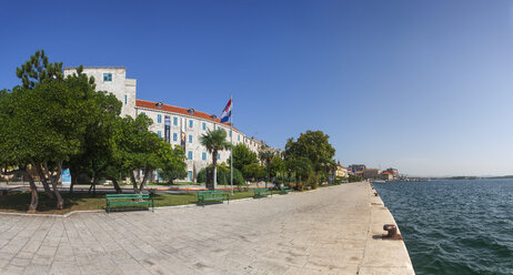 Croatia, Dalmatia, Sibenik, Promenade and Adria, municipal museum - WWF04163