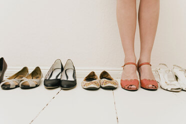 Shoes in a row - FSIF02481