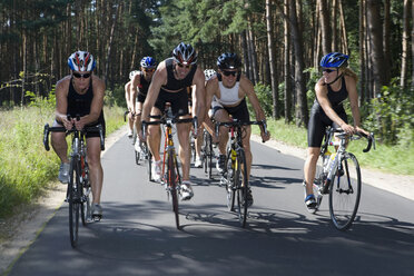 Cyclists - FSIF02486