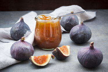 Organic figs and a glass of fig jam - LVF06735