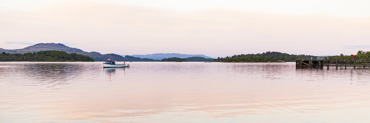 United Kingdom, Scotland, Luss, Loch Lomond and The Trossachs National Park, Loch Lomond, fishing boat - WDF04444