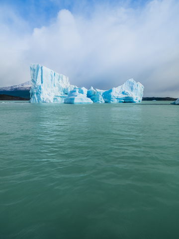 Argentina, Patagonia, El Calafate, Puerto Bandera, Lago Argentino, Parque Nacional Los Glaciares, Estancia Cristina, broken iceberg stock photo