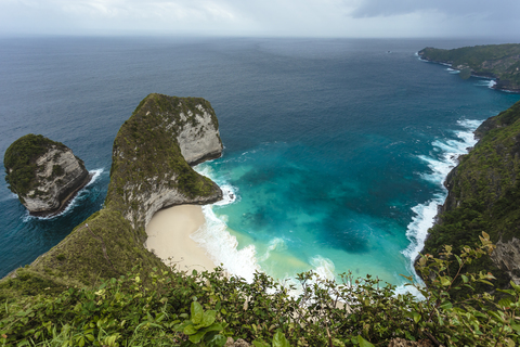 Indonesien, Bali, Insel Nusa Penida, Küste, lizenzfreies Stockfoto