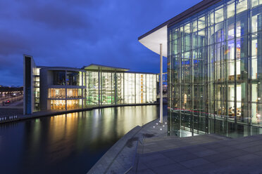 Germany, Berlin, view to Paul-Loebe-Building and Marie-Eisabeth-Lueders- Building at twilight - FOF09888