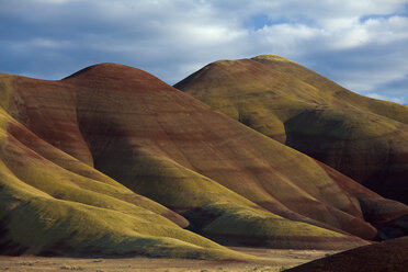 Blick auf die Painted Hills in Oregon - CAIF00416