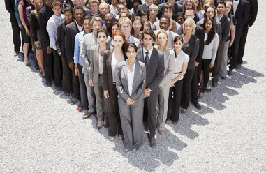 Portrait of business people forming triangle - CAIF01172