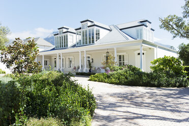 Driveway leading to luxury house - CAIF03700