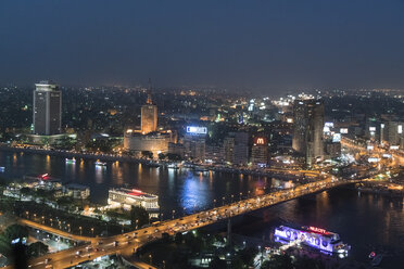 Ägypten, Blick auf Kairo, Nil bei Nacht - TAMF00946