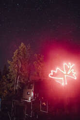 Kanada, Britisch-Kolumbien, Symbol, Ahornblatt, Llght Trail lesen - GUSF00316