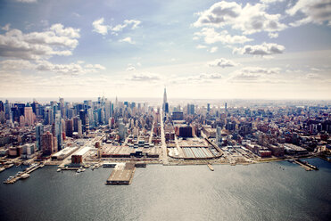 Aerial view of New York City river and cityscape against sky - CAVF00303