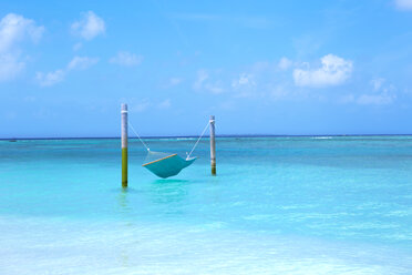 Hammock in the sea - ZEF15180