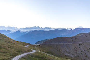 Italien, Piemont, Westalpen, Blick vom Colle Basset, Colle dell'Assietta, Cottische Alpen - MMAF00313