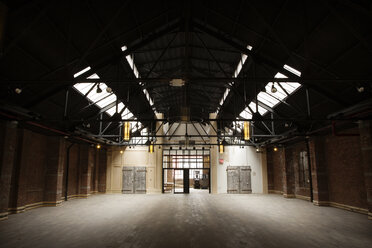 Empty warehouse - CAVF02639