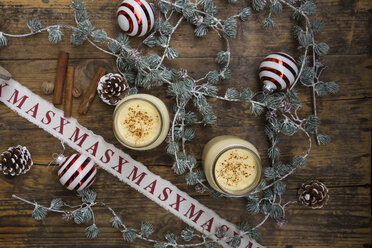 Eggnog in glasses, christmas decoration - LVF06783