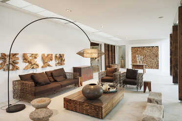 Modern living room - CAIF17957