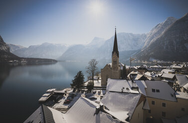 Austria, Salzkammergut, Hallstatt with Lake Hallstatt and Protestant church - STCF00470