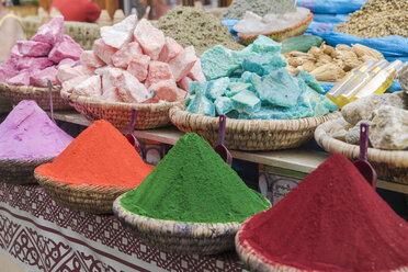 Morocco, Marrakesh, Medina, Spices in a spice shop - TAMF00960